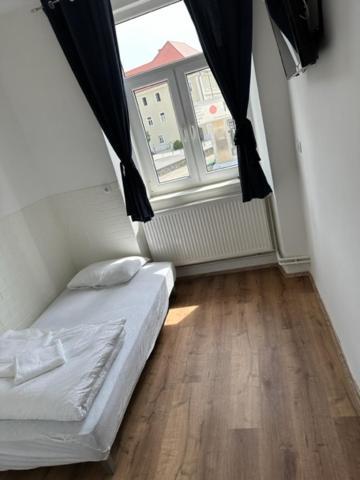 Gostilna In Apartmaji Zlati Lev - Marburg