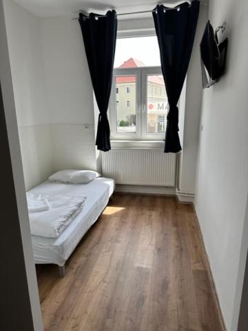 Gostilna In Apartmaji Zlati Lev - Apartment *